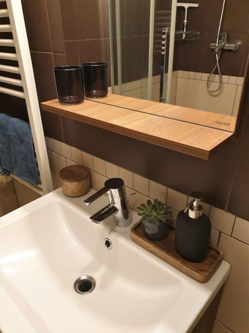 Zen By Downtown Apartments Targu-Mures Bagian luar foto